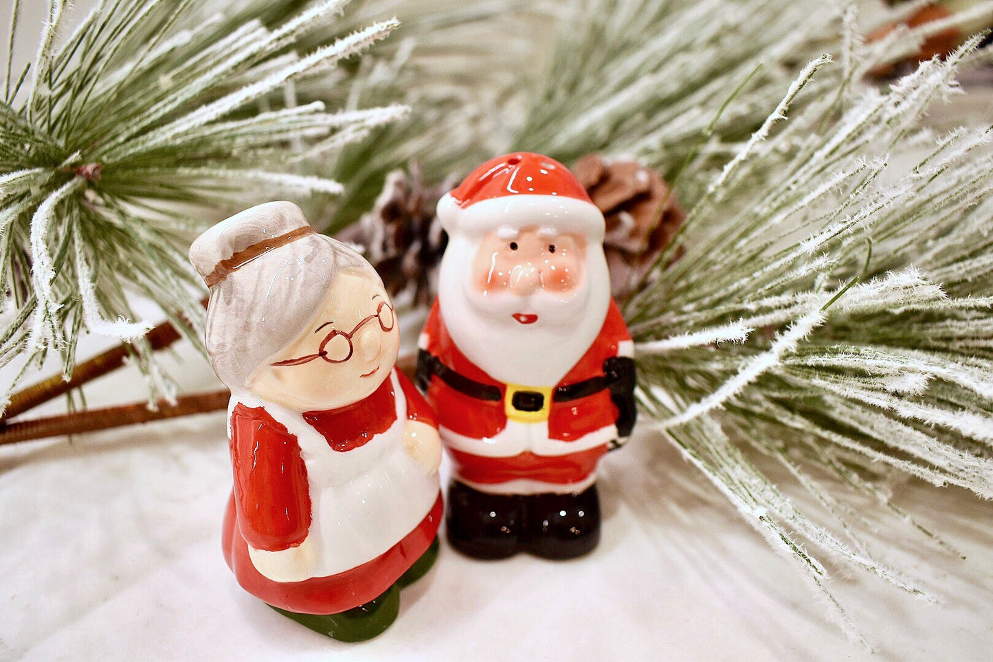 Christmas Salt & Pepper Shaker Set