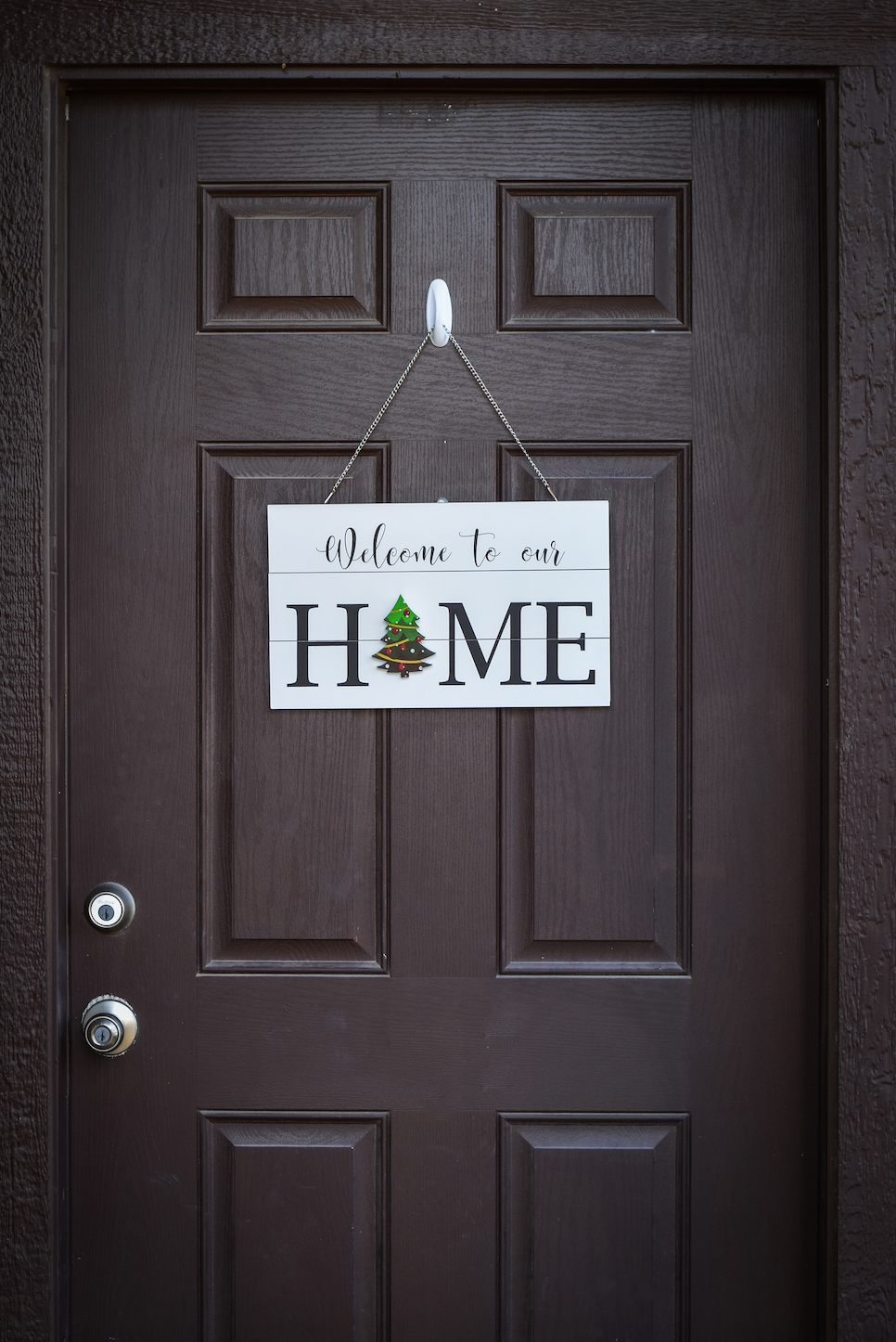 Interchangeable Seasonal Door Sign